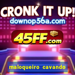 maloqueiro cavando cova censurado